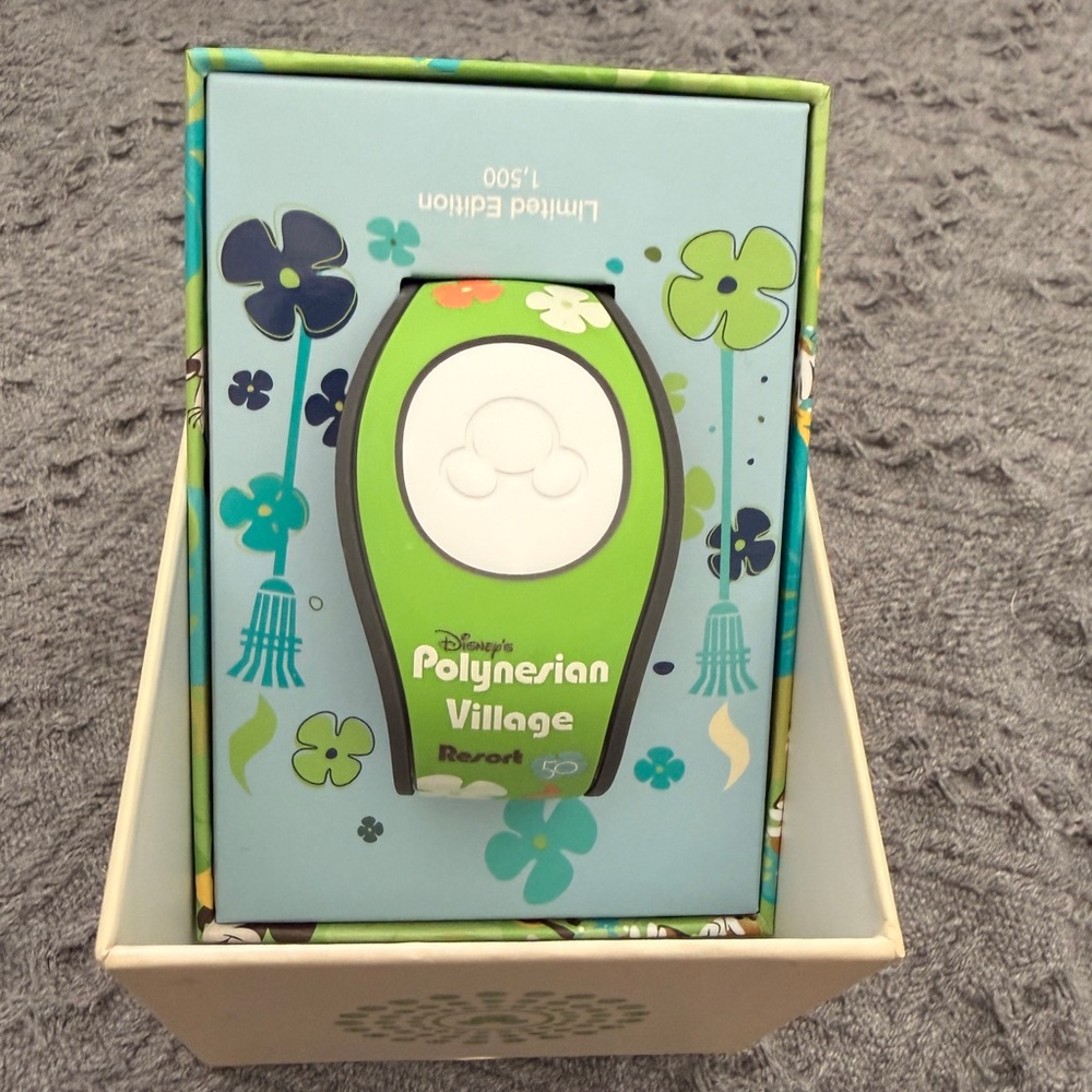 Disney Polynesian Village Resort Green MagicBand